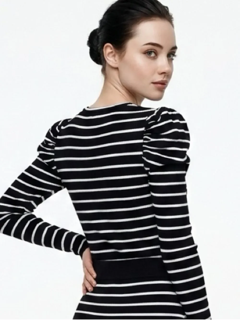 ZARA | Black & White Striped Puff Shoulder Top Women’s Size Small